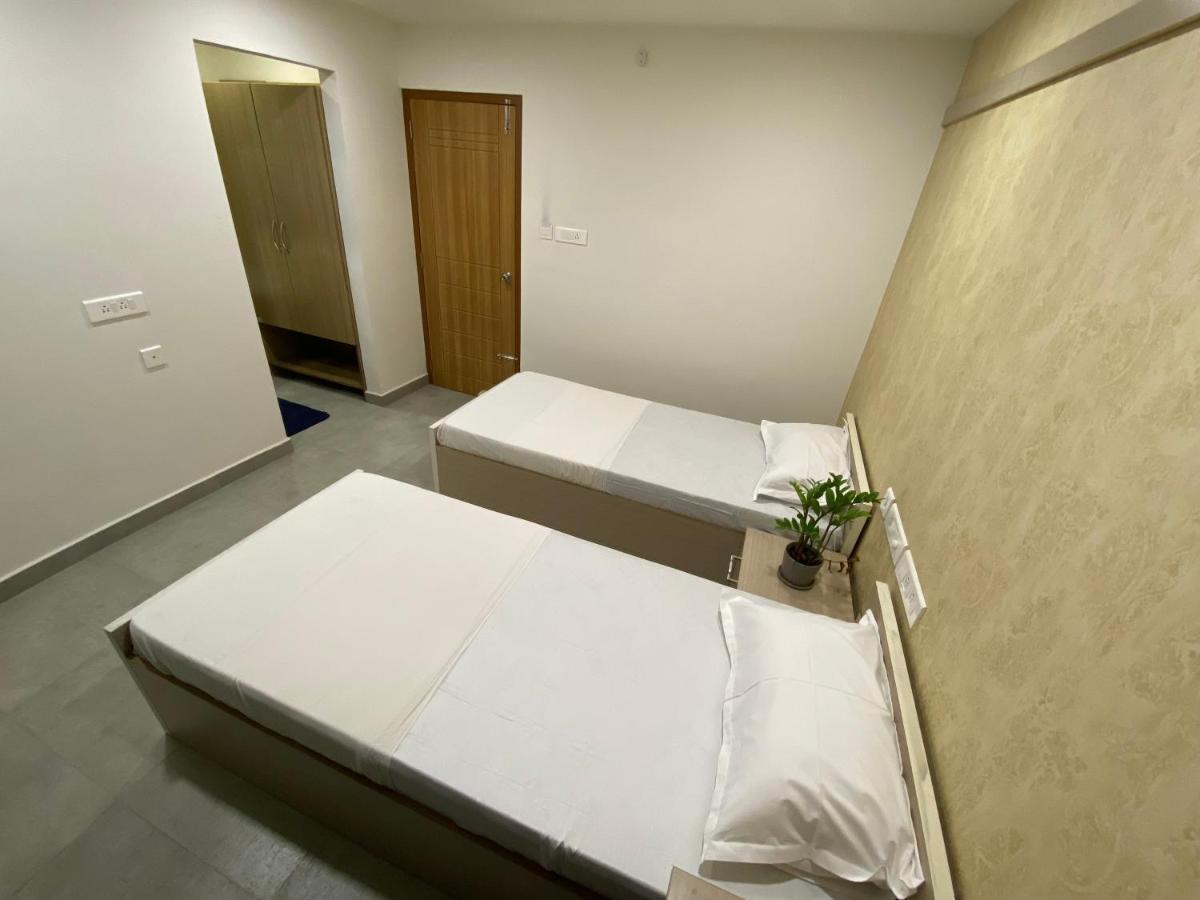 Karippals Inn Kottayam Exterior photo